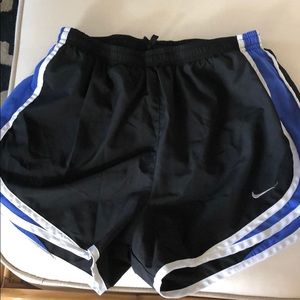 Nike Dri-Fit - Size Med